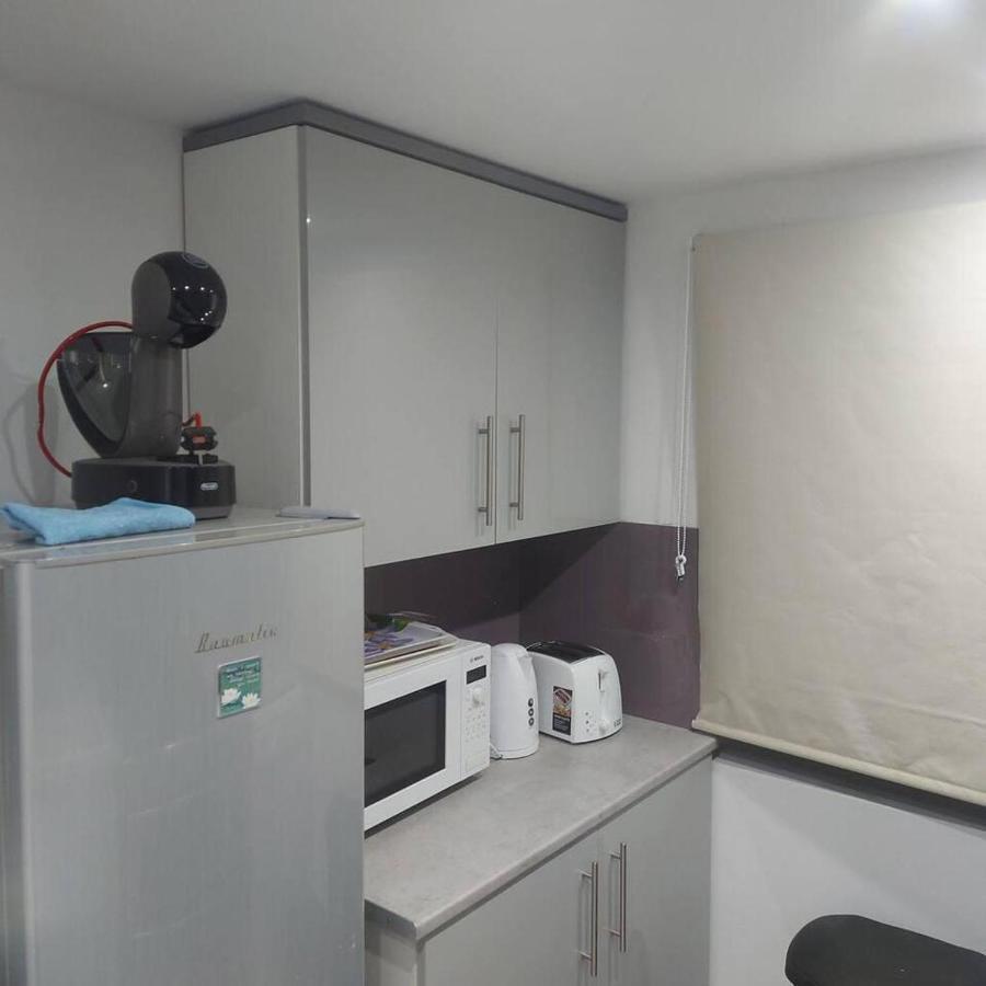 Lovely & Beautiful 2 Bed-Apartment In Borehamwood Exteriér fotografie