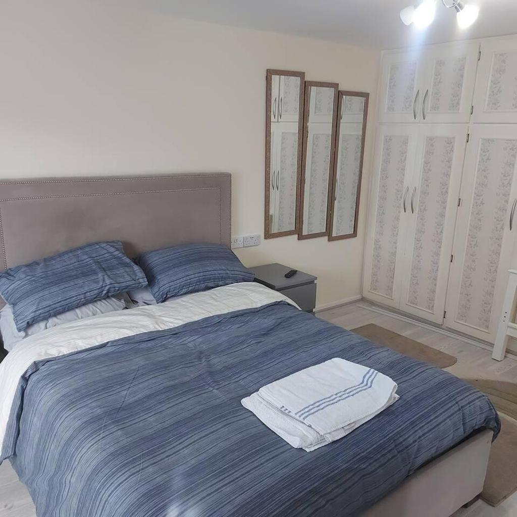 Lovely & Beautiful 2 Bed-Apartment In Borehamwood Exteriér fotografie